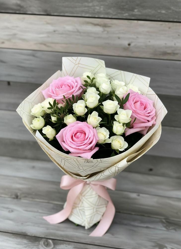 Букет цветов из: Розы в Парфино