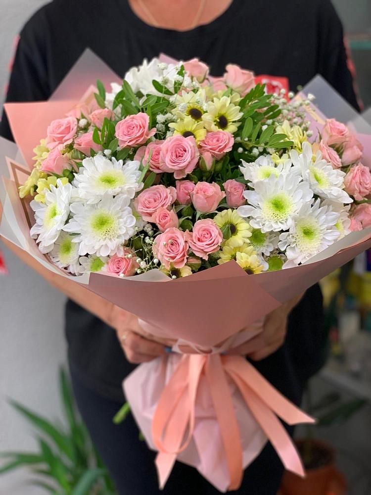 Букет цветов из: Розы и Хризантемы в Парфино