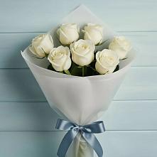 Букет 7 Белых роз Эдлесс Лав в Парфино