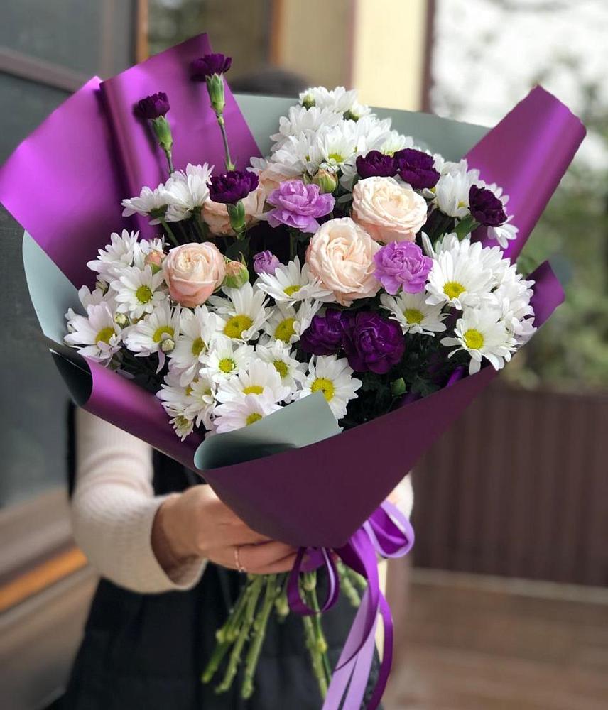 Букет цветов из: Хризантемы, Гвоздики и Розы в Парфино