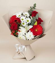 Букет цветов из:  Розы, Хризантемы, Герберы и Лилии в Парфино