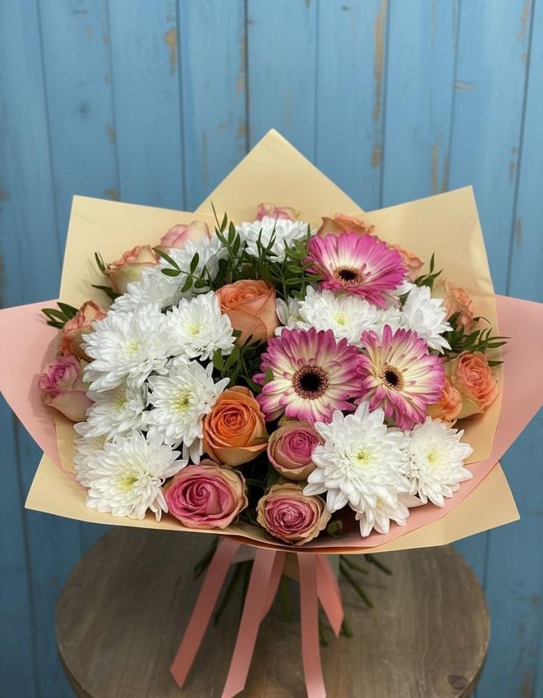 Букет цветов из: Розы, Герберы и Хризантемы в Парфино