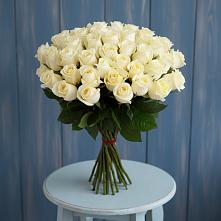 Букет 51 Белая роза Эдлесс Лав в Парфино