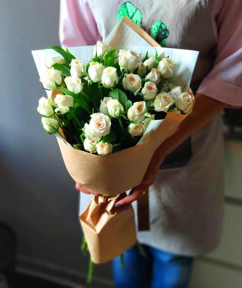 Букет цветов из: Розы в Парфино