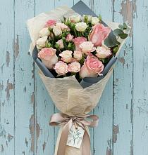 Букет цветов из:  Розы в Парфино