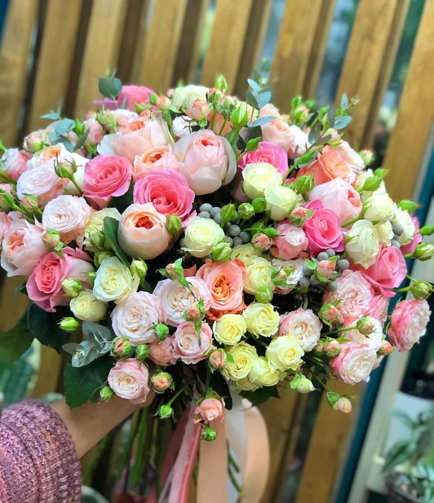 Букет цветов из: Розы в Парфино