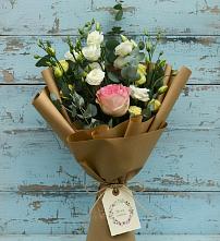 Букет цветов из:  Розы и Лизиантусы #REPLACE_PRED# Парфино