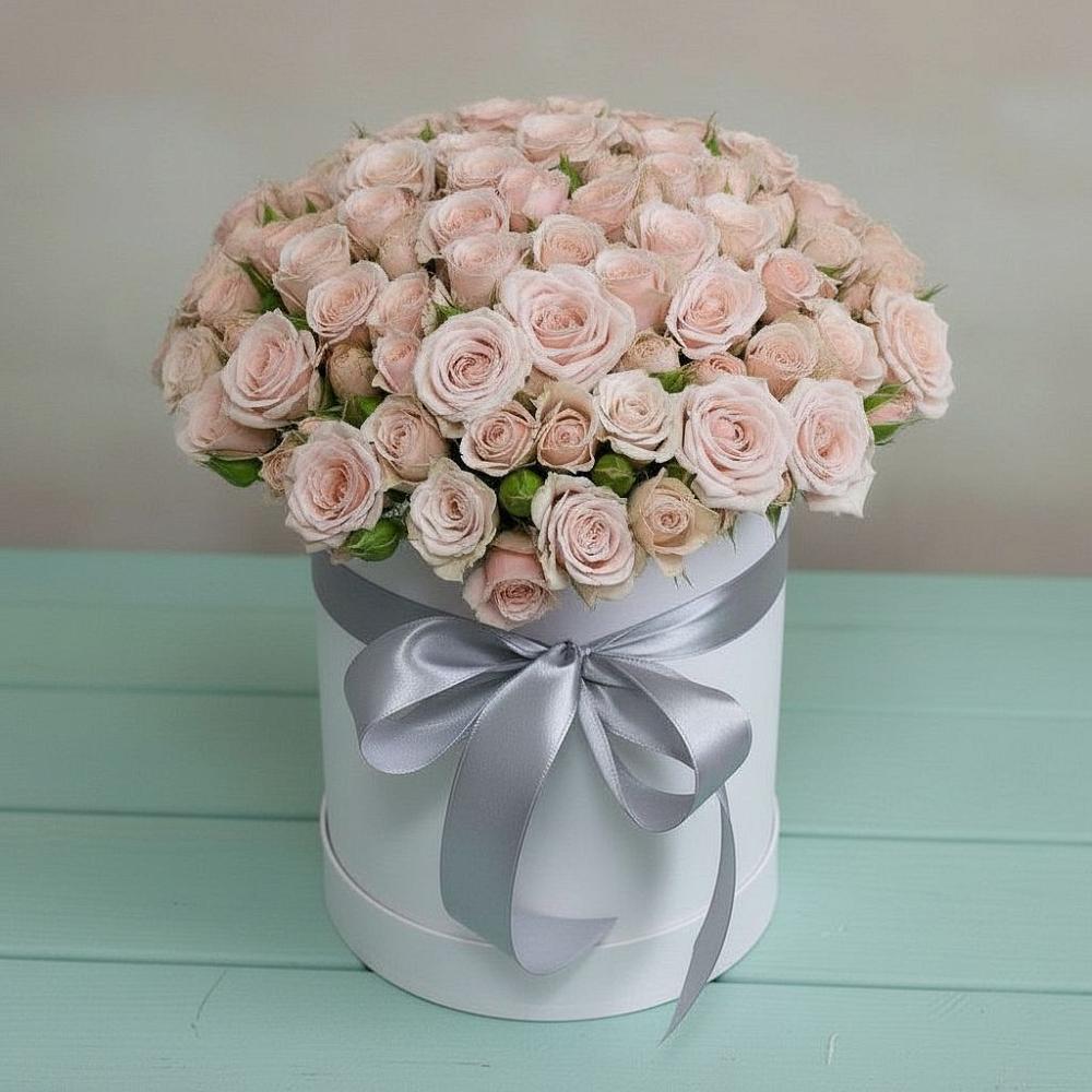 Цветочная композиция из Розы в шляпной коробке в Парфино